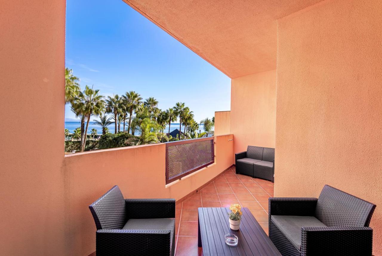 Don Juan Beach Resort Естепона Екстериор снимка