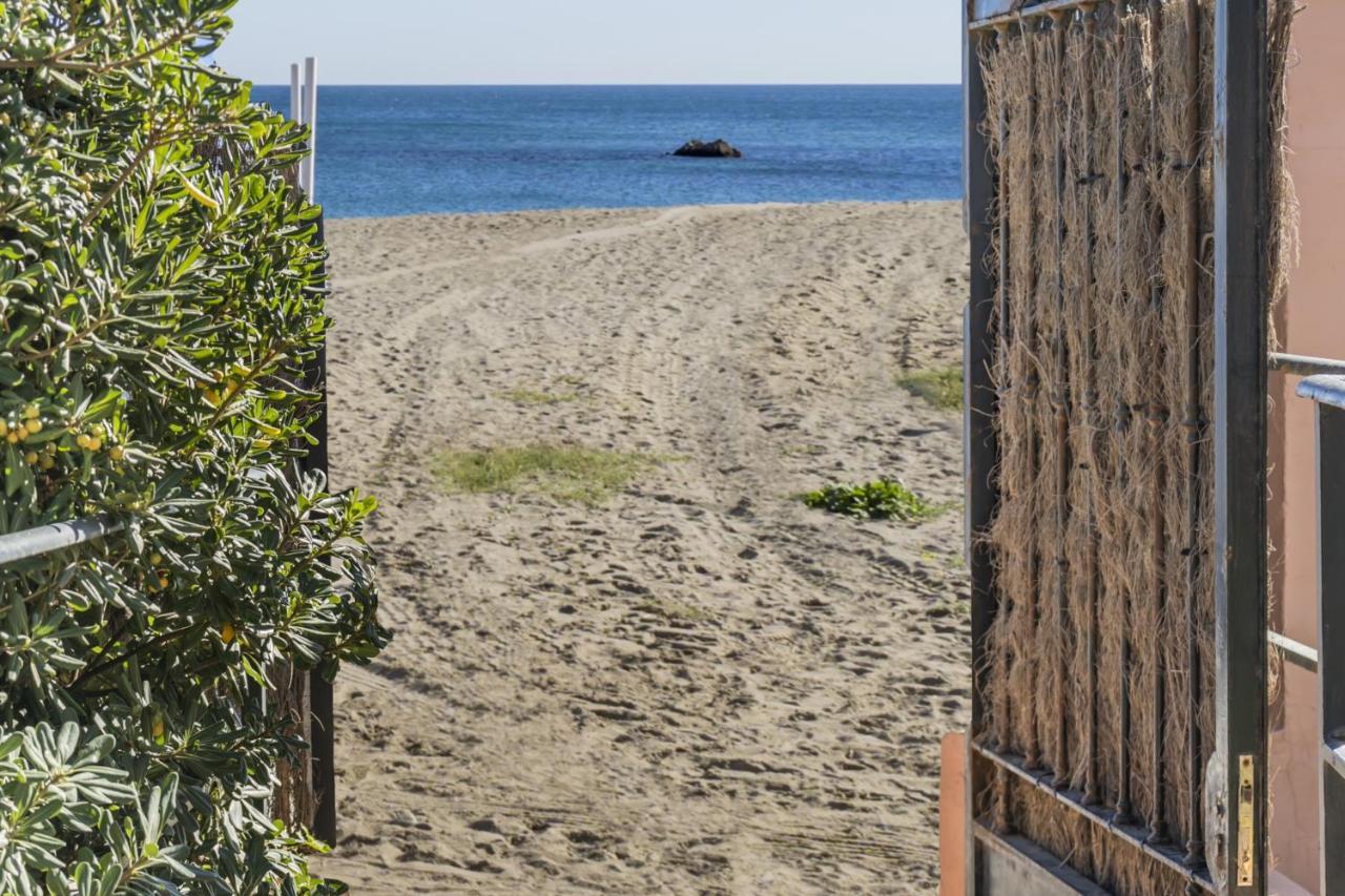 Don Juan Beach Resort Естепона Екстериор снимка